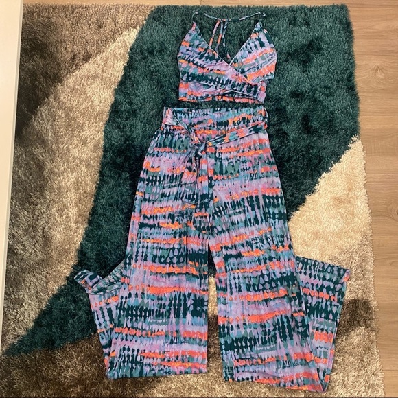 Cameo | Purple & Pink tie dye print two piece pant set | medium - Picture 3 of 10